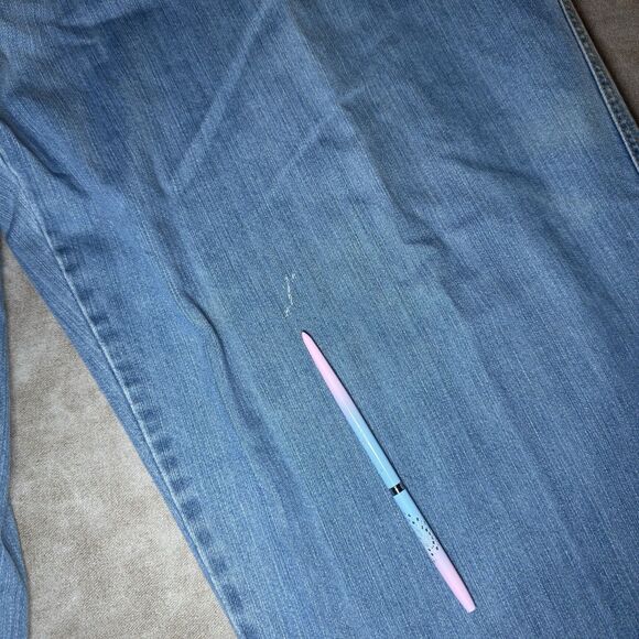 Chaps Denim Blue Jeans Mens Pants Size 42x32 - Picture 6 of 9